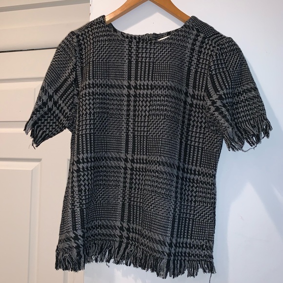 R Dakota Houndstooth Short Sleeve Sweater - Picture 1 of 7